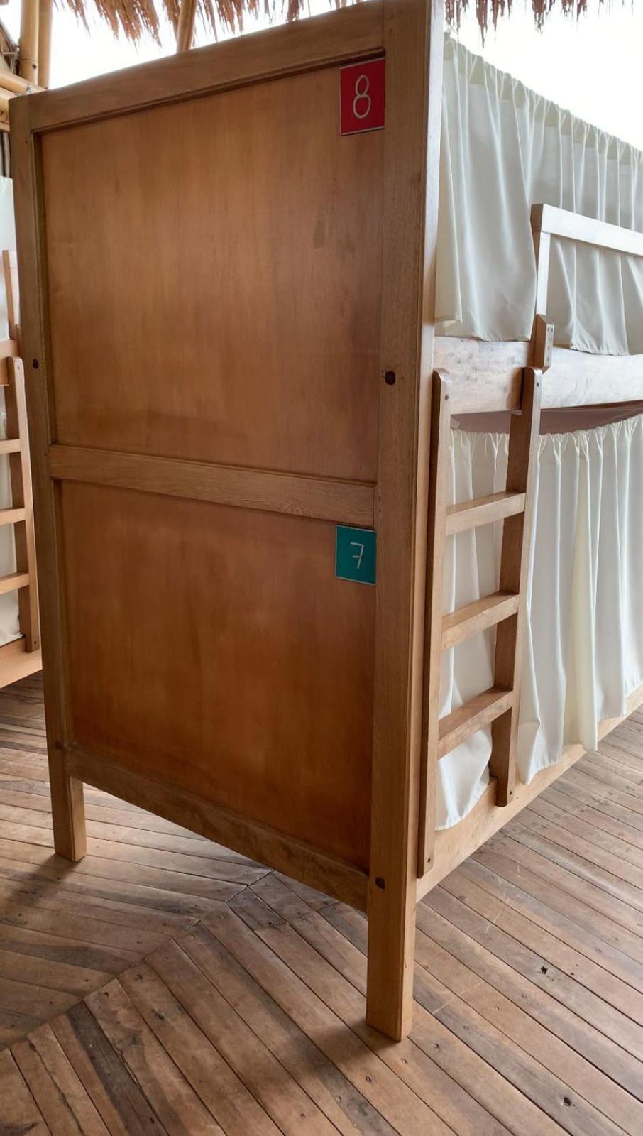 Niuwi Hostel ブリタカ エクステリア 写真